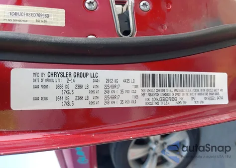 2014 Jeep Compass Latitude из США, поврежденный, VIN 1C4NJCEB8ED769960